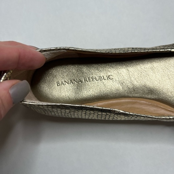 Banana Republic Gold Leather Snakeskin Ballet Flats - Picture 4 of 8